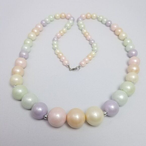 Vintage Pastel Pearlescent Graduated Beaded Single Strand Necklace, Long, Estate - Picture 2 of 6